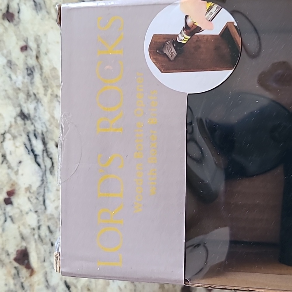Nwt Wooden bottle opener with boxer brief s gift set
